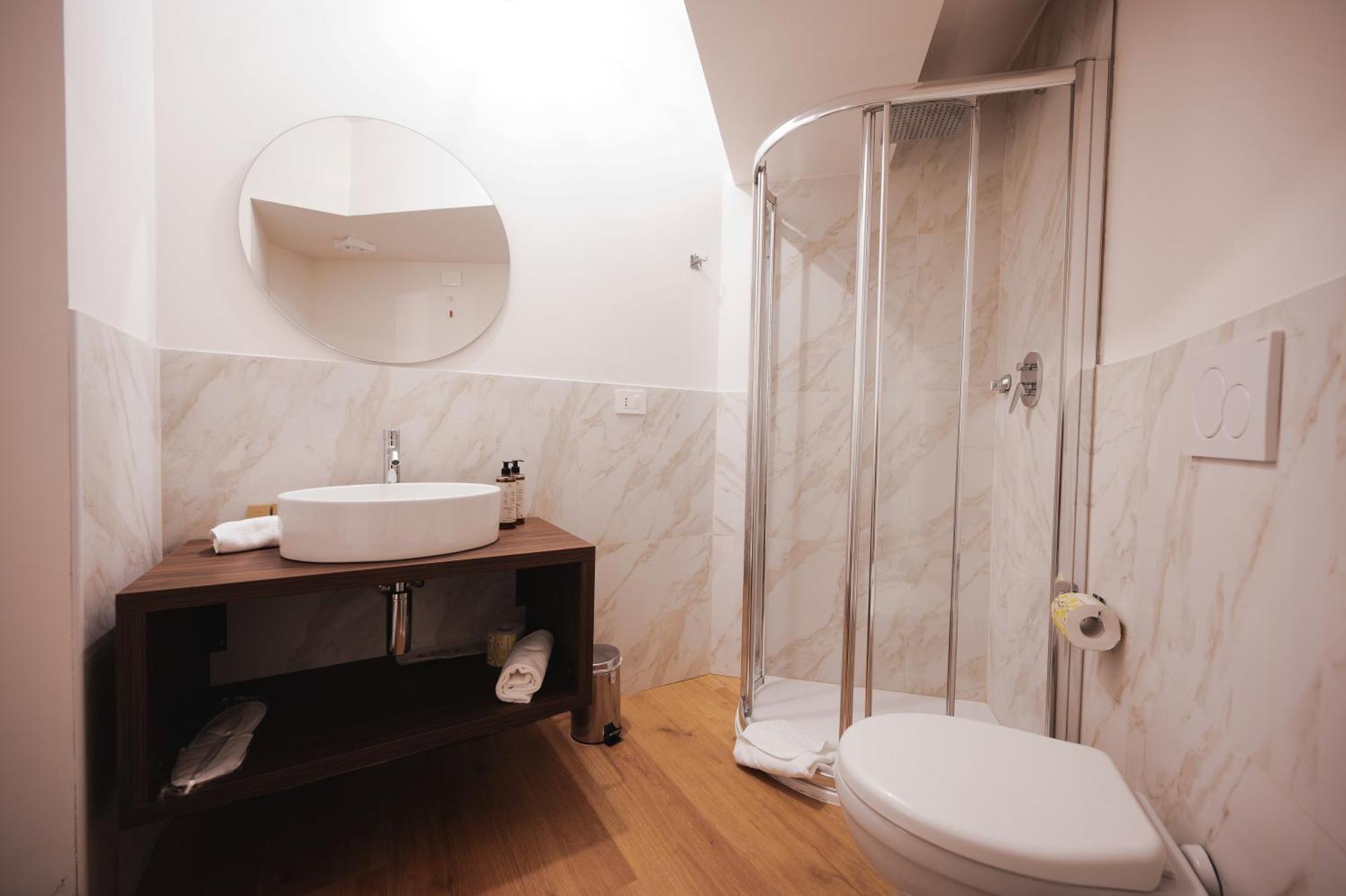 Carlo Felice Boutique 3*